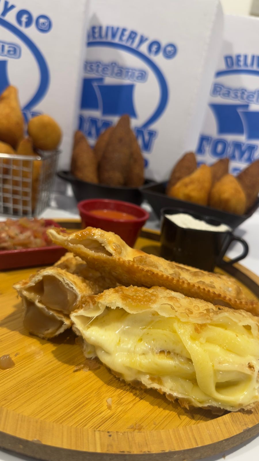 Pastel com Borda Doce de Leite